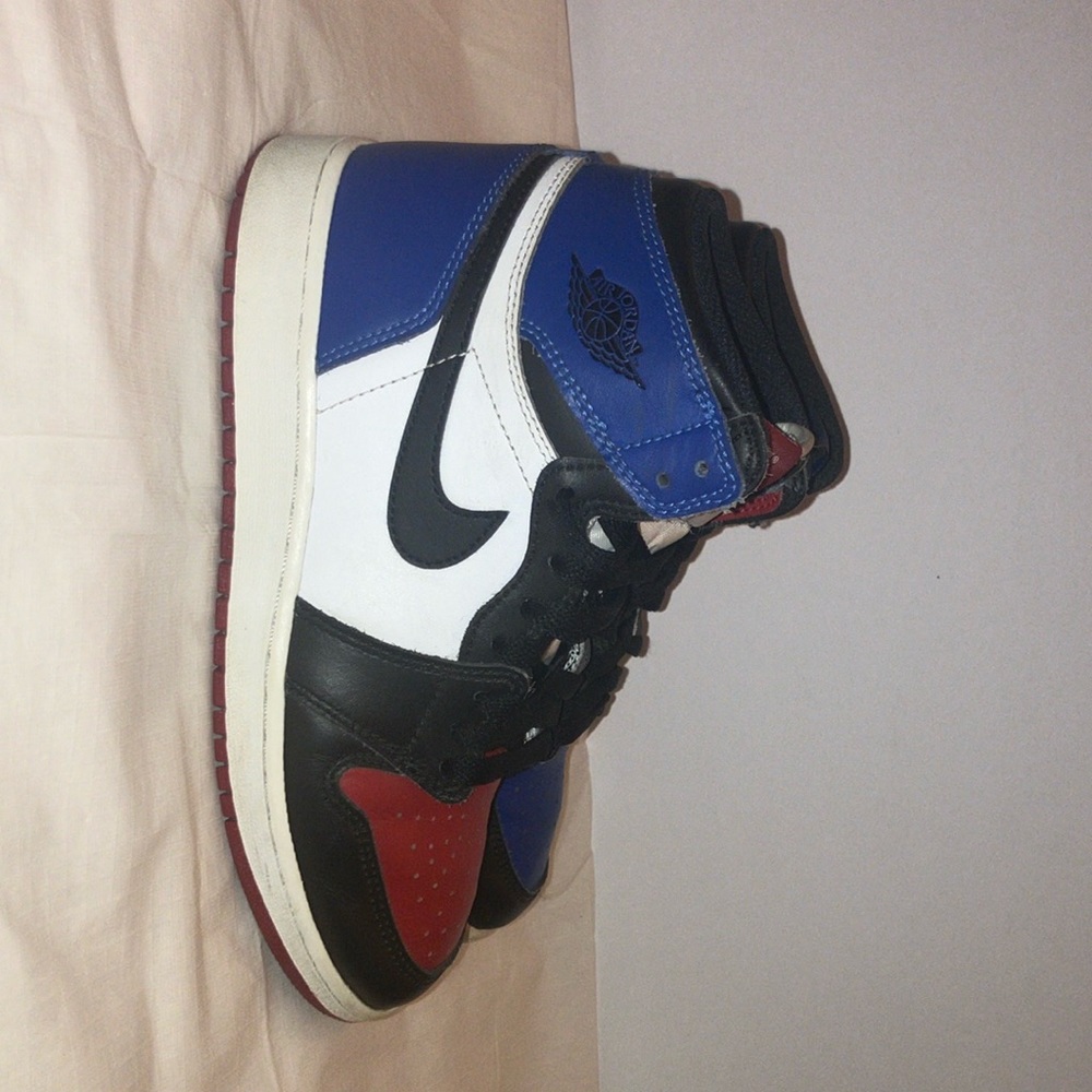Jordan 1 Retro Top 3 (2016) Size 6 Youth 7.5 Women